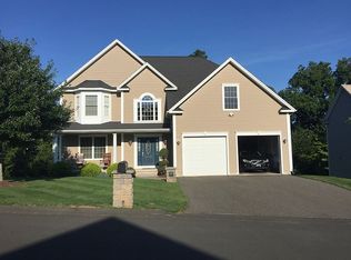 20 Cider Hill Dr, Cromwell, CT 06416