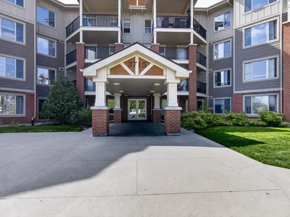 3715 Whitelaw Ln NW #302, Edmonton, AB T6W 2C3