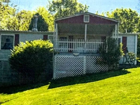 31365 Hardwood Ln, Meadowview, VA 24361
