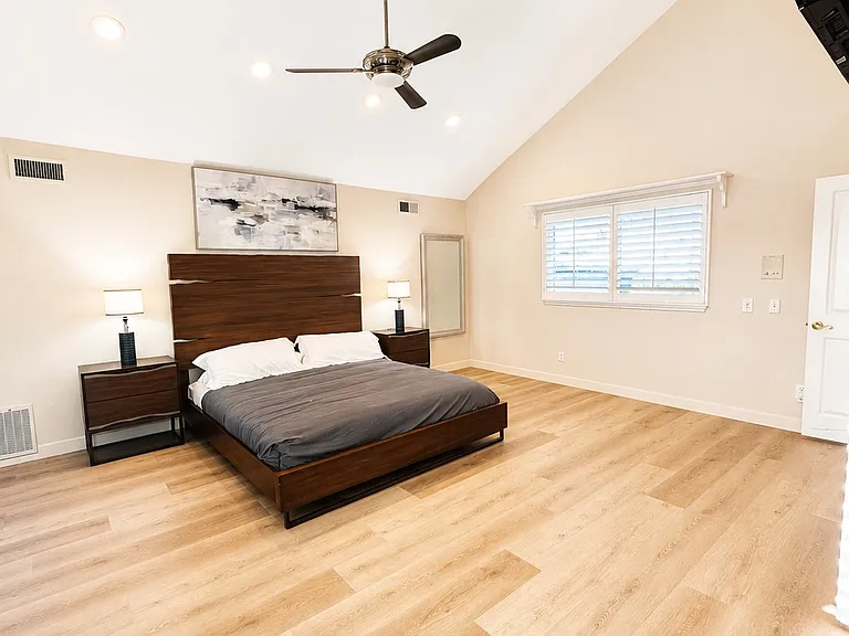 6318 Chimineas Ave — Photo 35