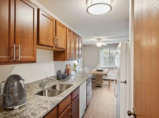 Minnehaha Manor, Oakdale, MN 55128