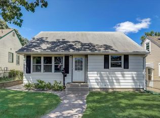 4720 5th St NE, Columbia Heights, MN 55421