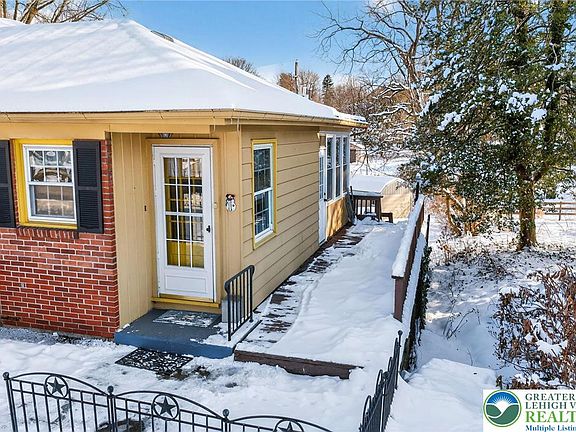 2nd image of 1827 Homestead Ave