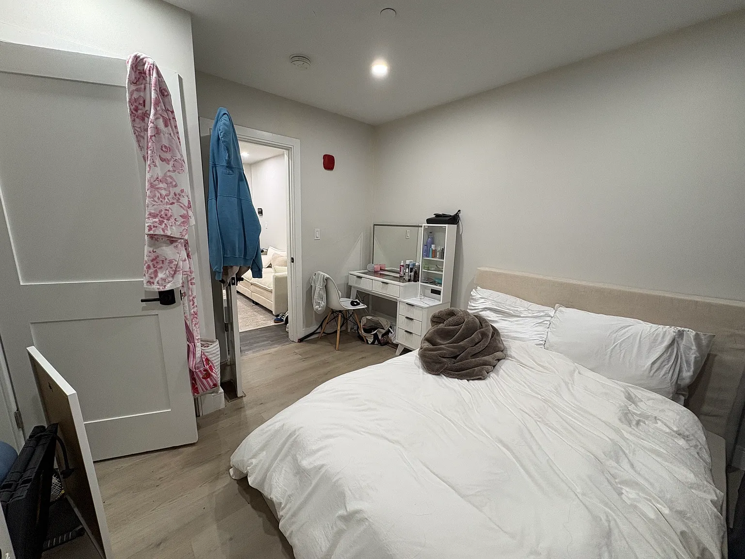 1 bed, 500 sqft, $2,750 — Photo 2