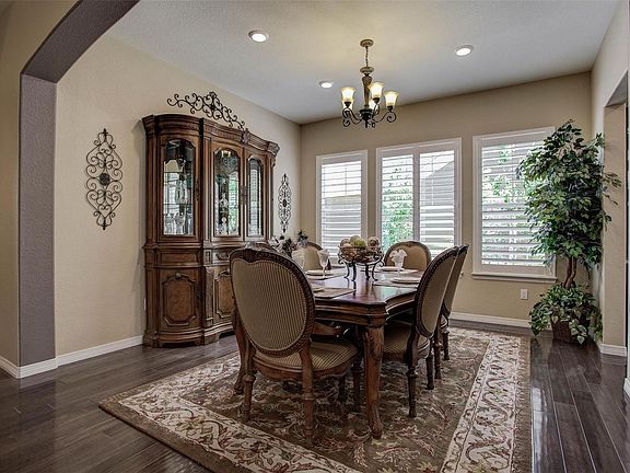 5th image of 8018 Tamarac Ct