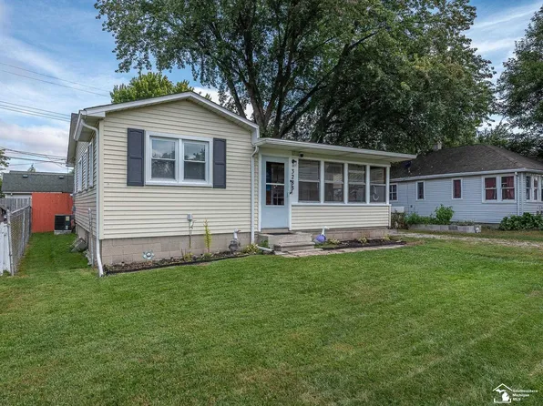 3283 6th St, Monroe, MI 48162
