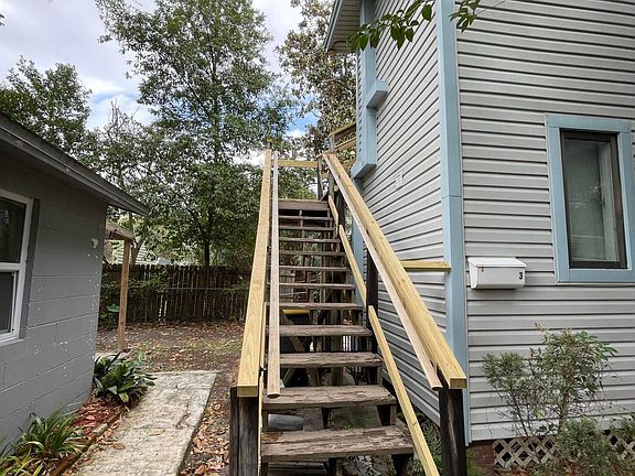 3rd image of 1604 Cherry St APT 3