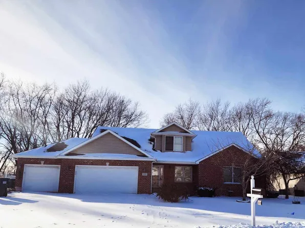 539 Hollyberry Ln, Bourbonnais, IL 60914