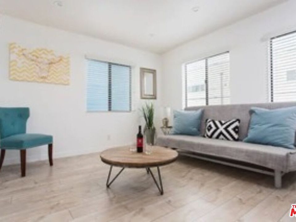 1st image of 910 Pacific Ave APT 4