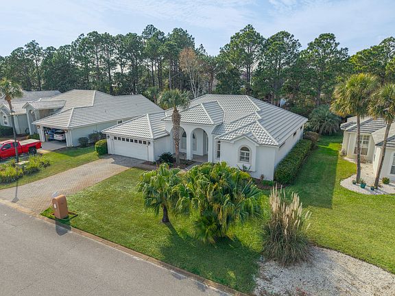 4th image of 927 Emerald Bay Dr