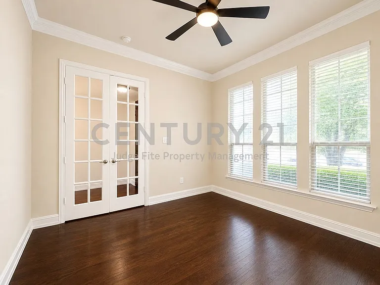12481 Pleasant Hill Ln — Photo 6
