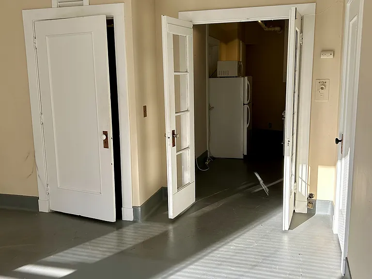 652 South Ave #6 — Photo 5