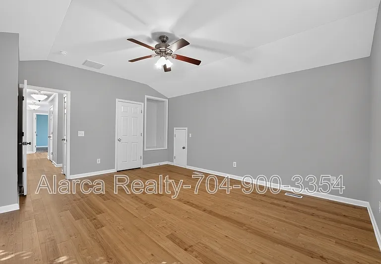 17420 Baldwin Hall Dr — Photo 17
