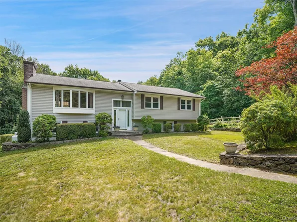10 Highview Terrace, Somers, NY 10589