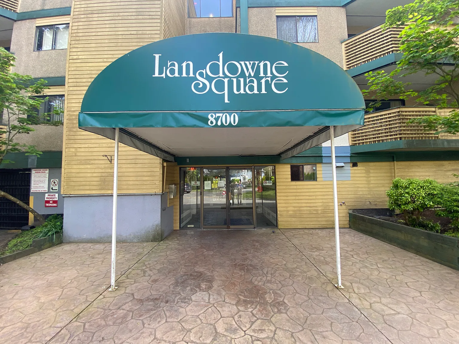 2 bed, 950 sqft, $2,000 — Photo 2