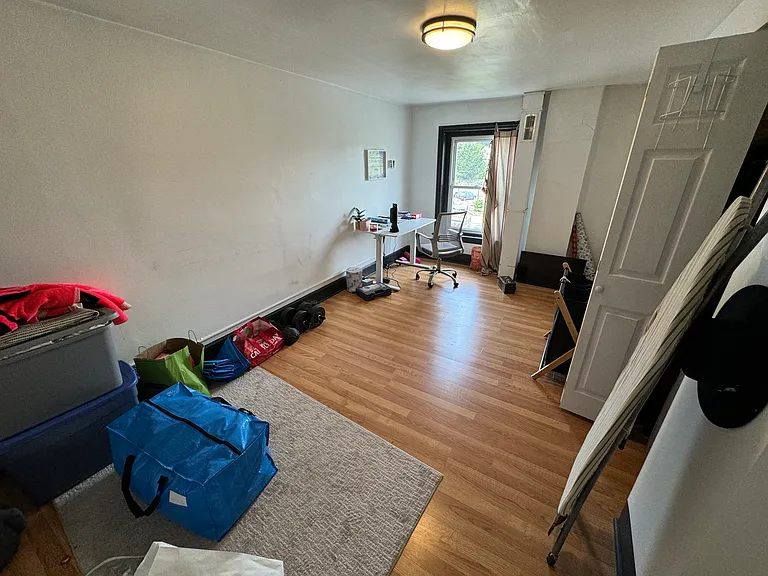 122 Ford St — Photo 11