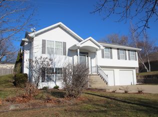 3046 Crusade Ln, Green Bay, WI 54313