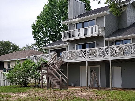3rd image of 830 Wildabon Ave