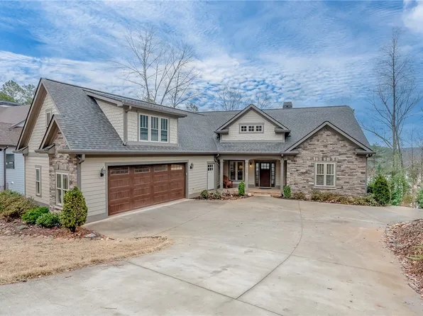 525 Peninsula Rd, West Union, SC 29696