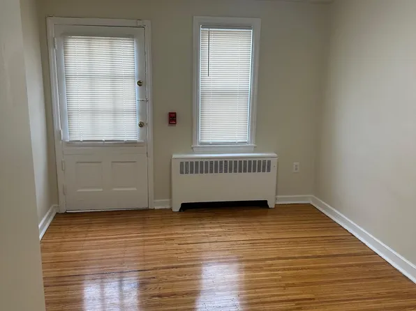 7401 Woodbine Ave APT 3B, Philadelphia, PA 19151