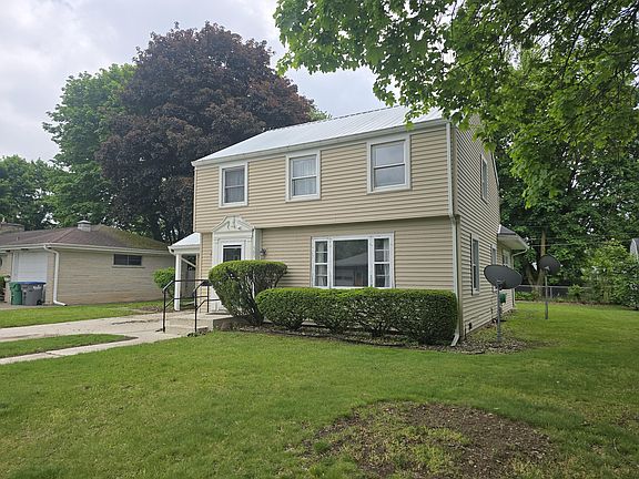 3rd image of 505 Grand Ave