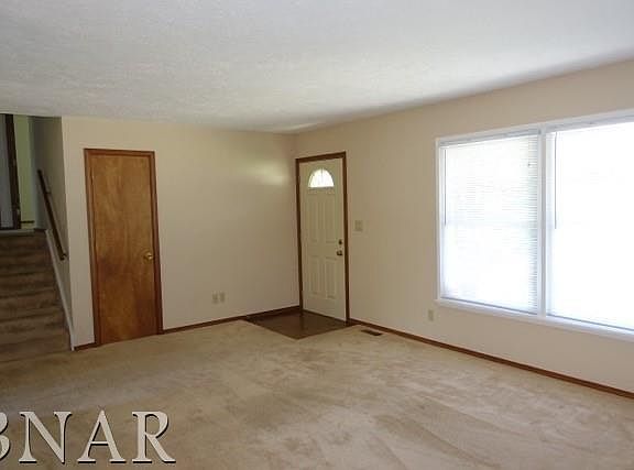 5th image of 1401 Essex Ct