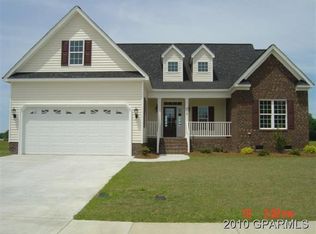 613 Dalton St S, Ayden, NC 28513