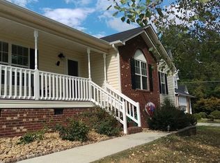 104 Daniel Paul Dr, Archdale, NC 27263