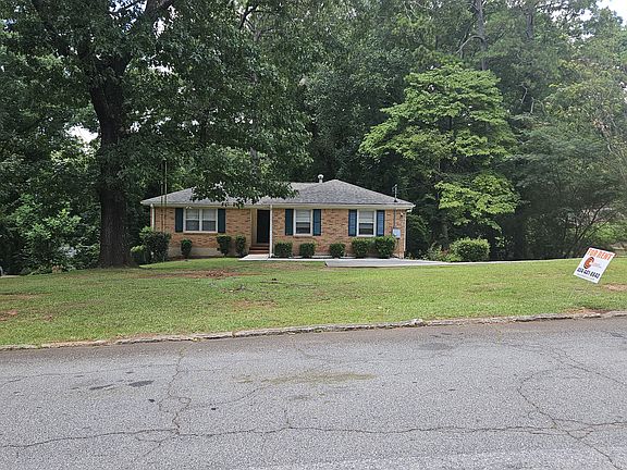 2nd image of 2679 Rollingwood Ln SE