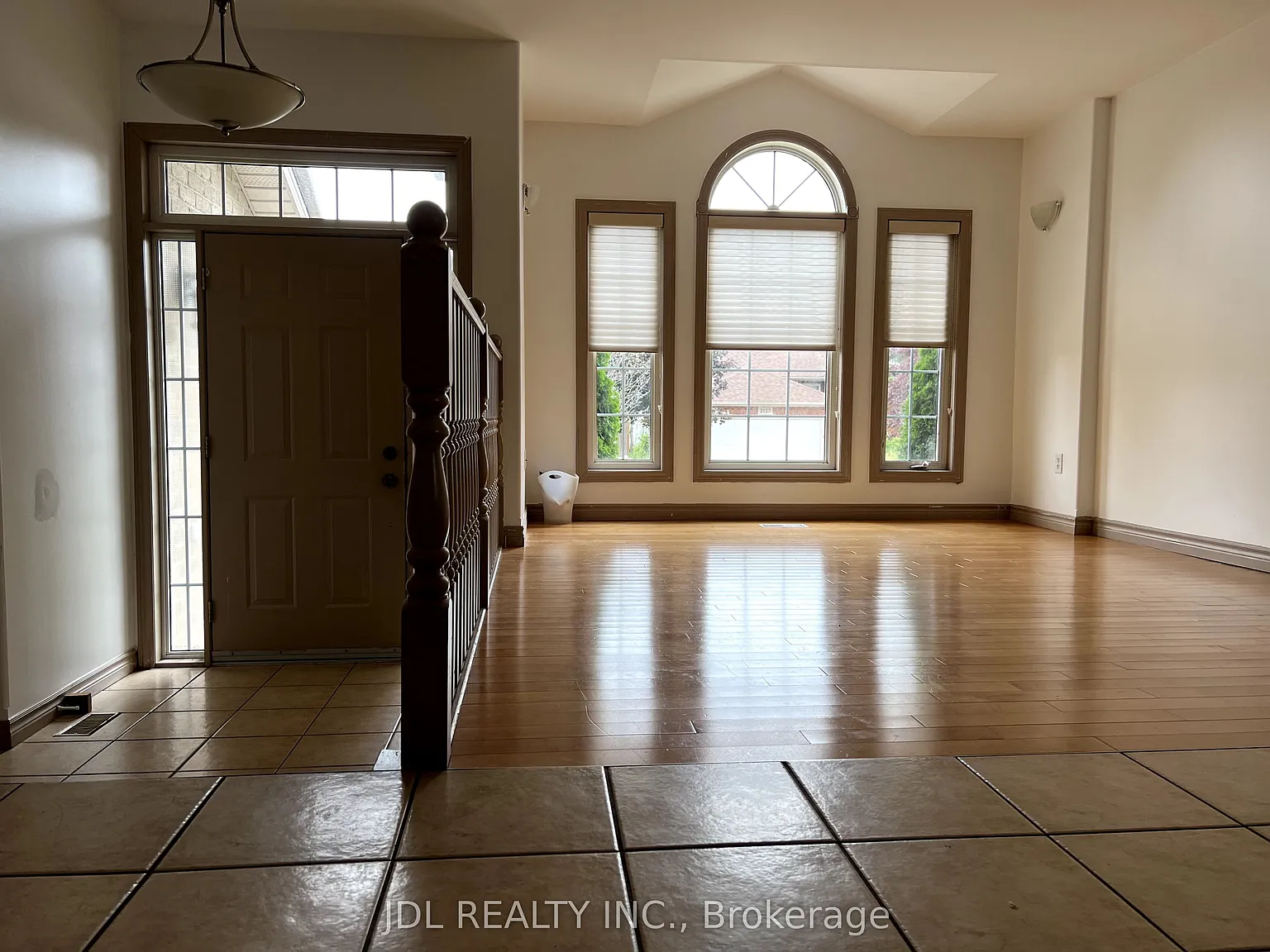4 bed, $3,150 — Photo 2