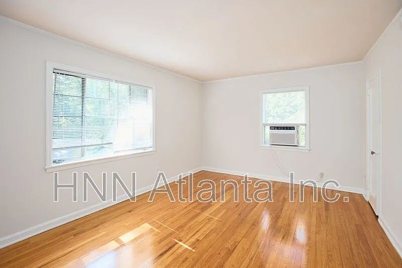 Briarwood Apartments — Photo 4