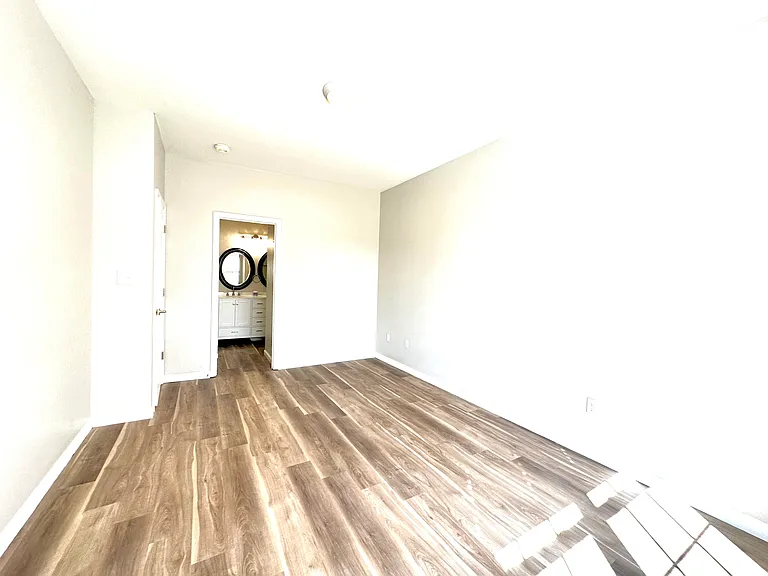 16168 Lea Oak Ct — Photo 12
