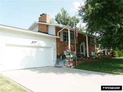 1261 Kingsbury Dr, Casper, WY, 82609