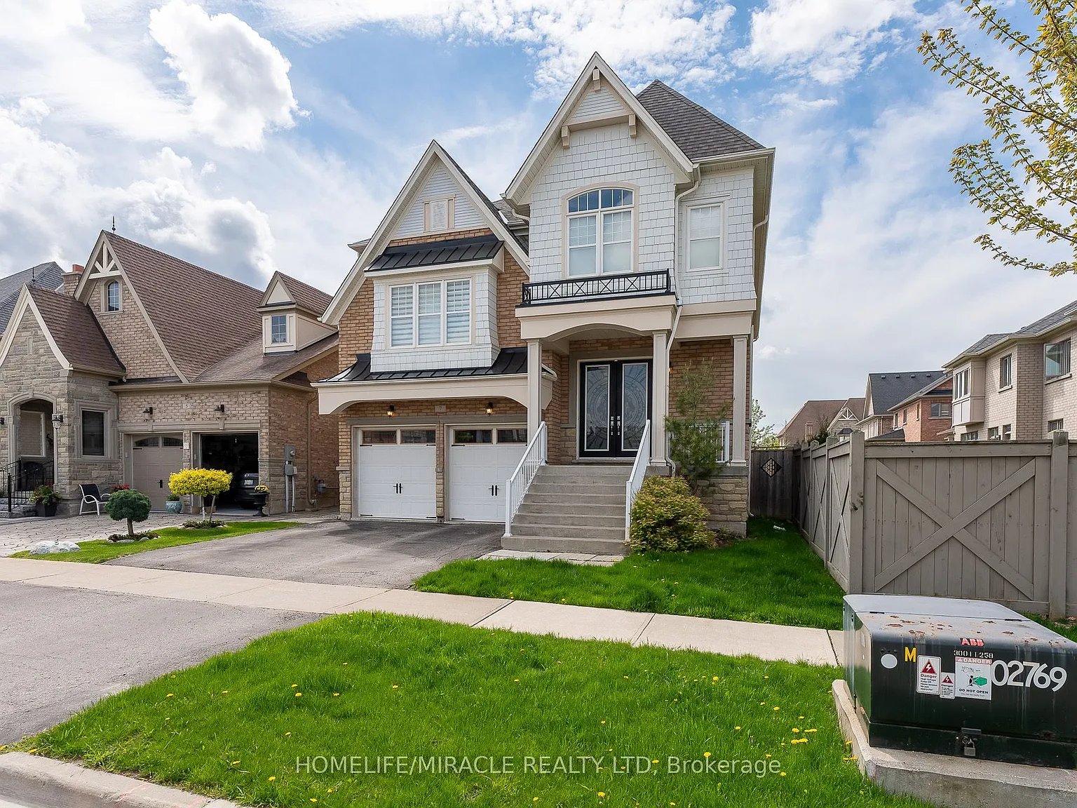 4 bed, $5,556 — Photo 2