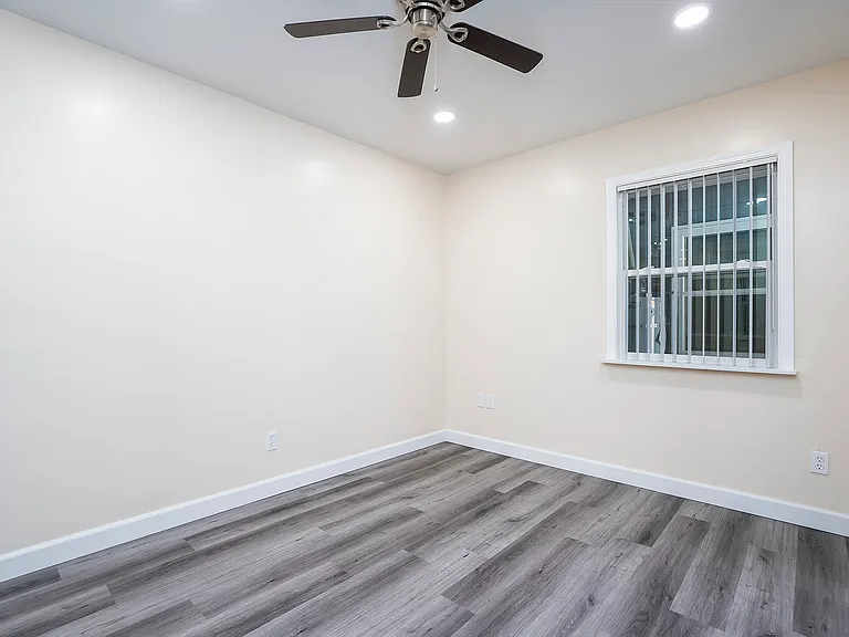 625 I St #C — Photo 5