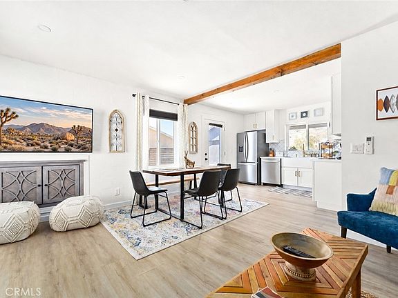 4th image of 4728 Avenida Del Sol