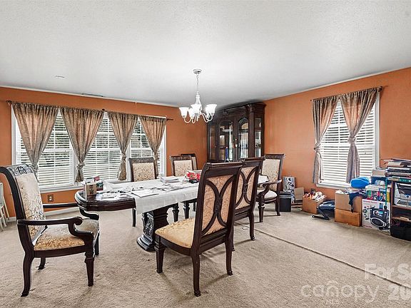 5th image of 3412 Aldwych Way