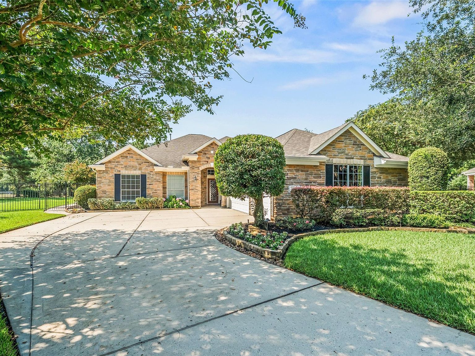 24532 Pomeroy Grove Dr