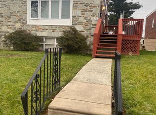 8935 Blue Grass Rd, Philadelphia, PA 19152