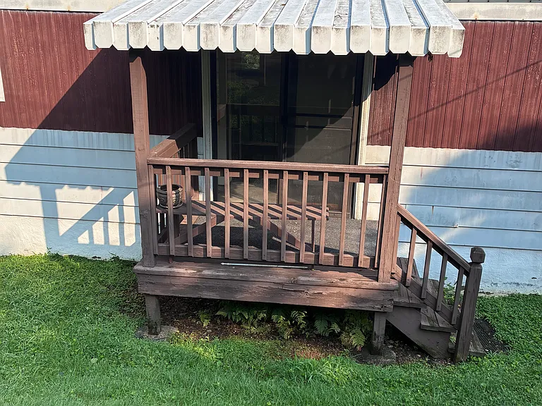 813 N Main St — Photo 22