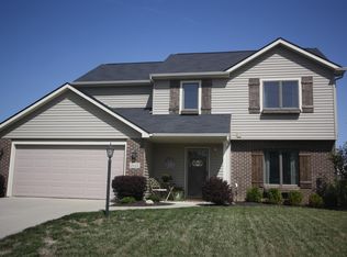 2622 Stonecrop Rd, Huntertown, IN 46748