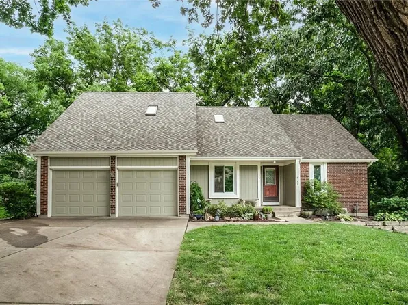 12679 W 82nd Ter, Lenexa, KS 66215