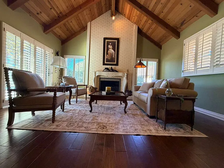 711 Country Club Dr — Photo 11