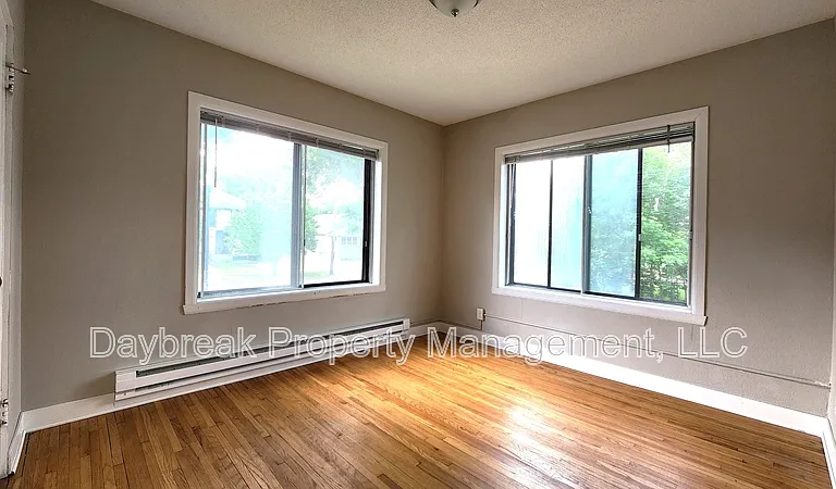 1258 10th St N #101 — Photo 6