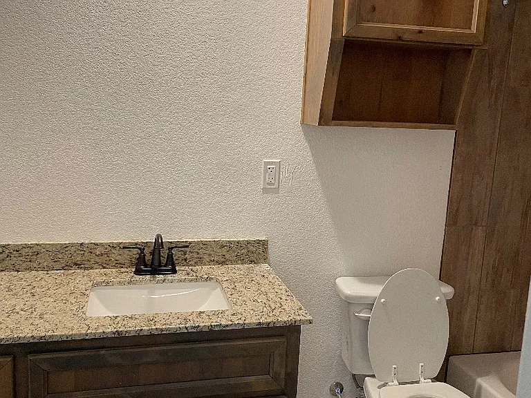 Unit Photo