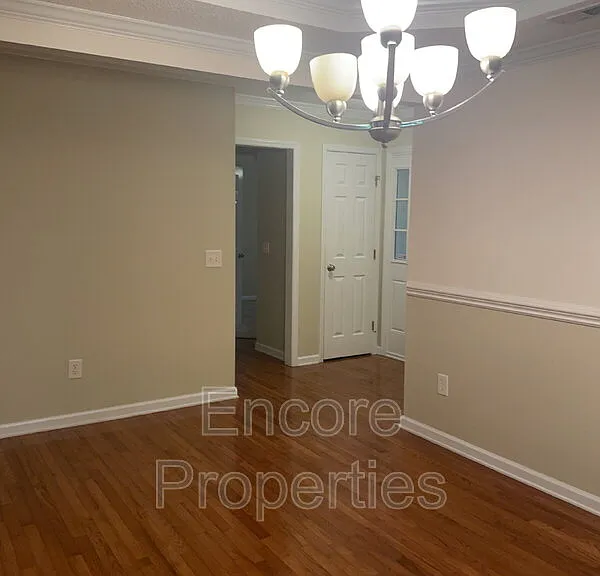 3384 Carolina Way — Photo 10