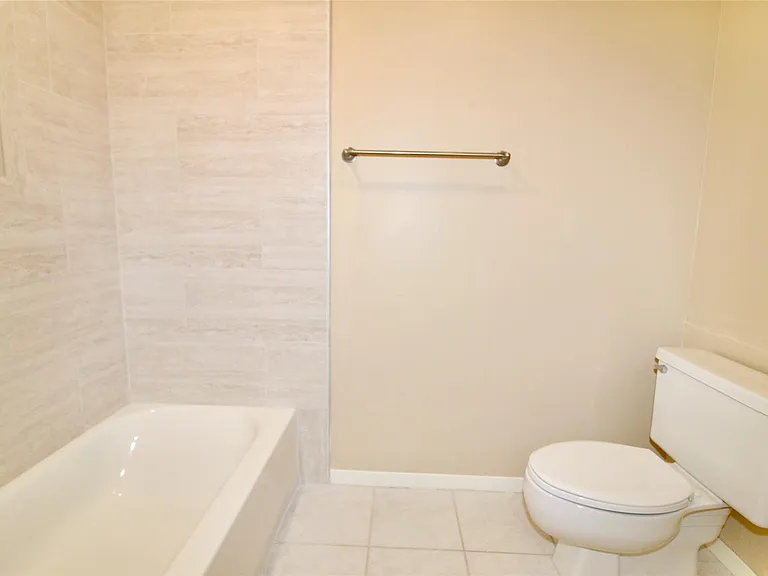 5916 Woodway Place Ct — Photo 10