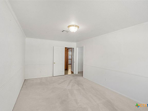 5th image of 3311 Whispering Oaks