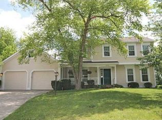 8245 Hummingbird Ct, Indianapolis, IN 46256