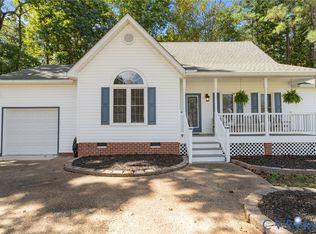 11206 Heathstead Rd, Chester, VA 23831